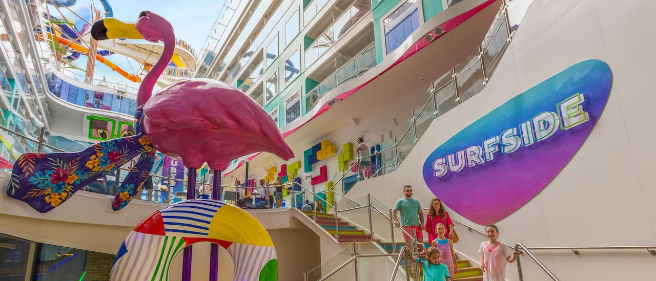 Surfside - en bydel hvor voksne og børn i alderen seks år og derunder, kan more sig hele dagen.