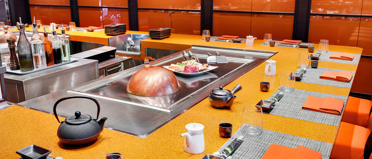 Sushi- och teppanyaki-restauranten Kaito