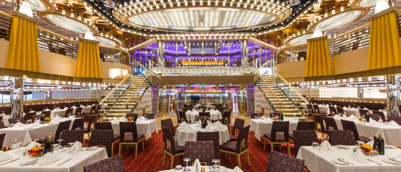 À la carte-spisestuen er inkluderet sammen med buffetrestauranten.