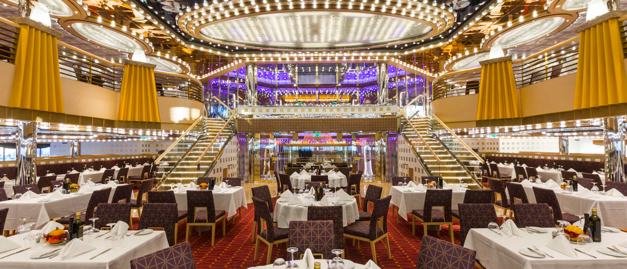 À la carte-spisestuen er inkluderet sammen med buffetrestauranten.