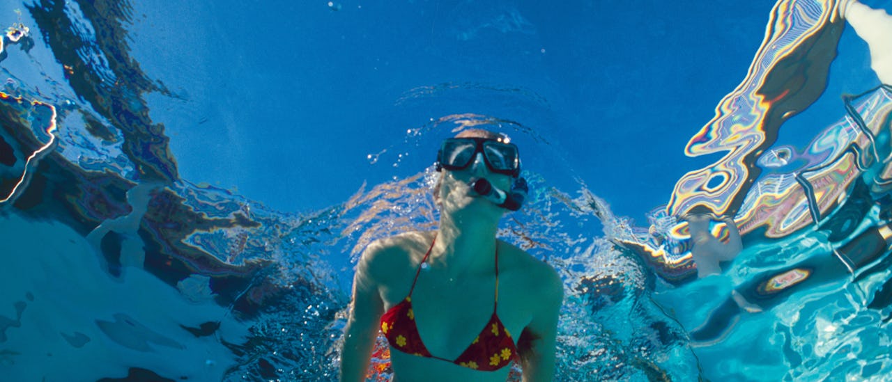 Poolen för vuxna i solariet