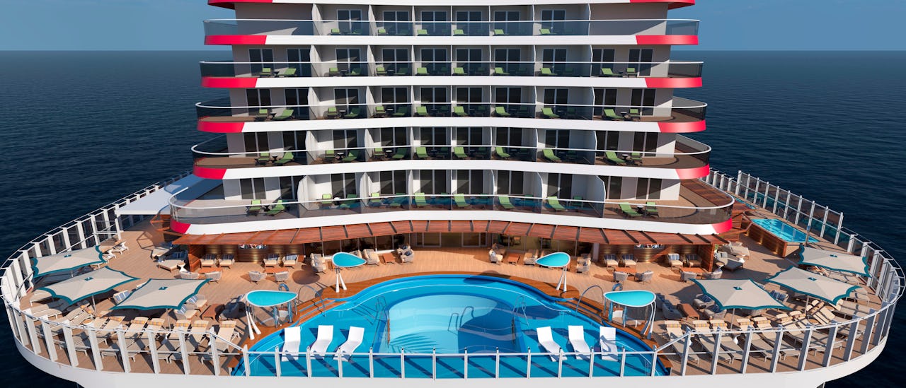 Ved pooldækket Lido er der flere forskellige spisested, der tilbyder alt fra hamburgers til skaldyr.