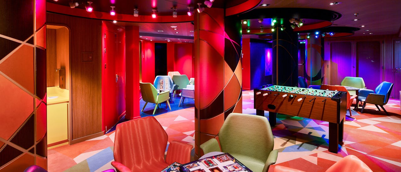 Børne- og ungdomsklub Club HAL inkluderet