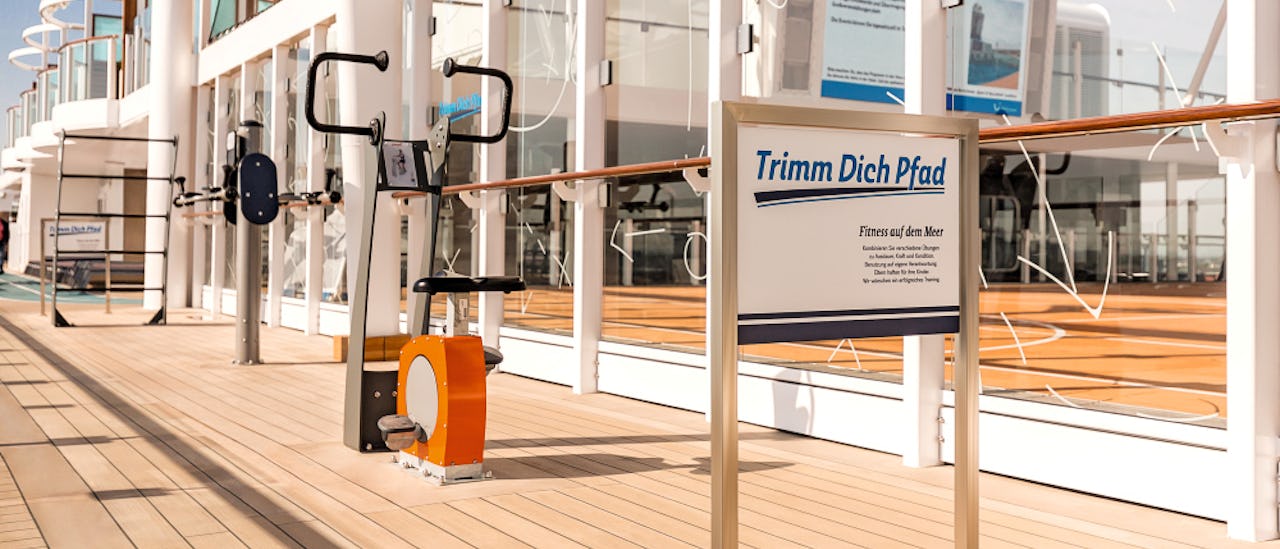 The fitness trail consists of a total of eight devices