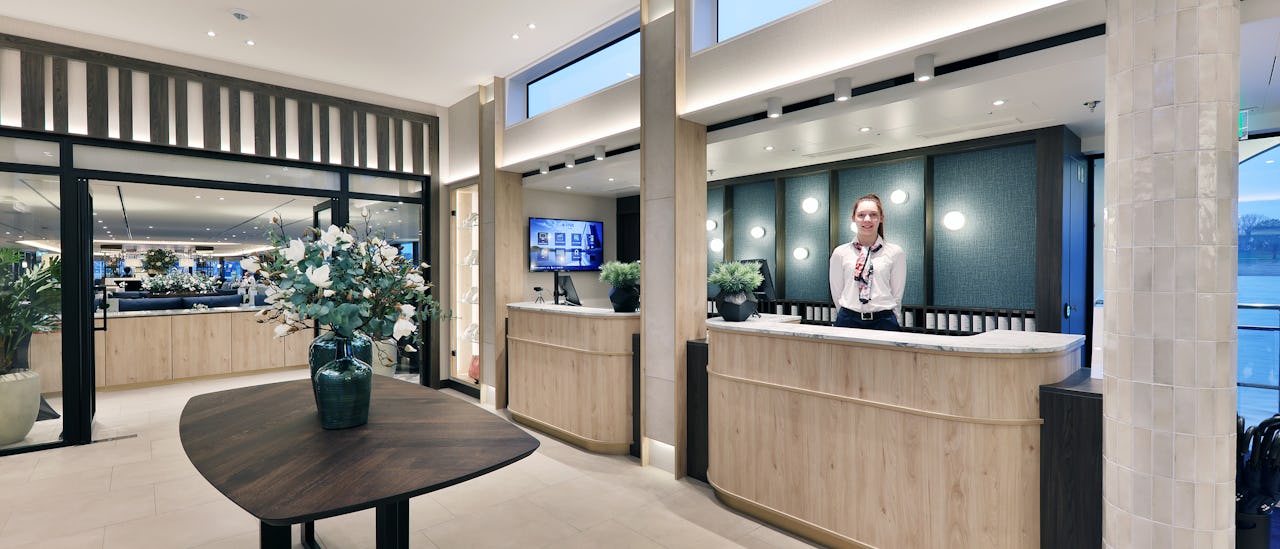 Du bliver budt velkommen gennem en imødekommende lobby