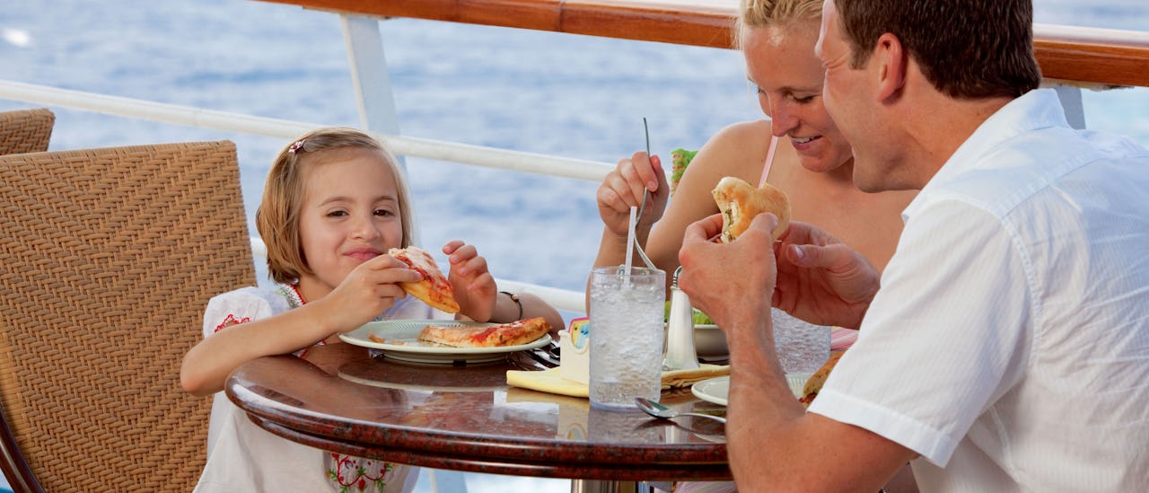 Frokost med let havbrise