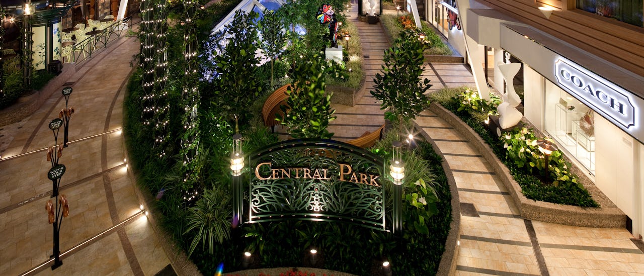 Gå en tur i "Central Park" med mere end 20.000 planter.