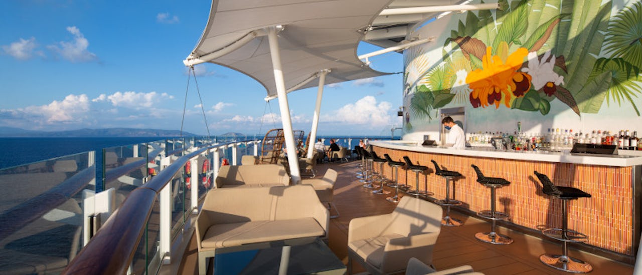 Sunset Bar, et marokkansk inspireret sted, der er perfekt til en cocktail.