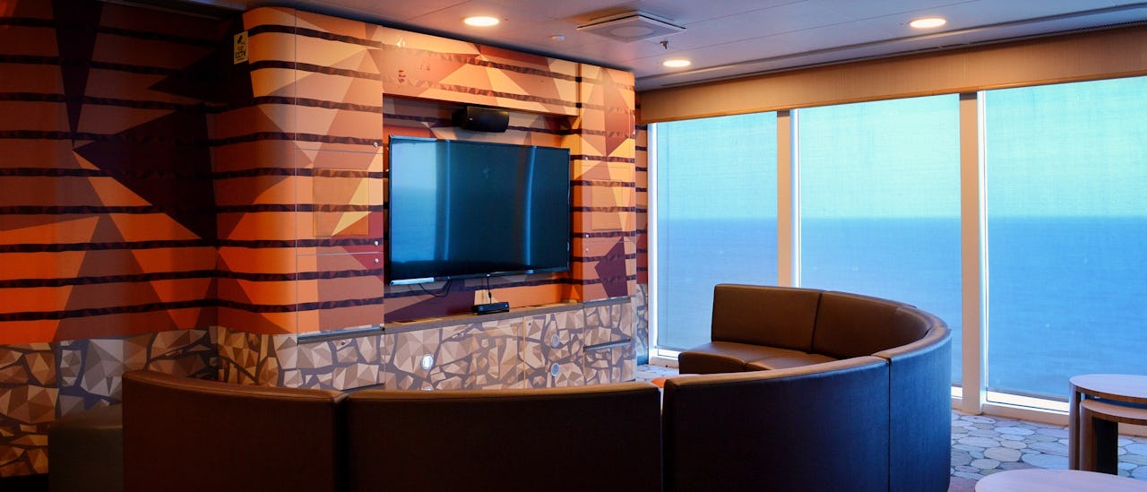 HQ er for 10-13-årige, og HQ+ er for 14-17-årige