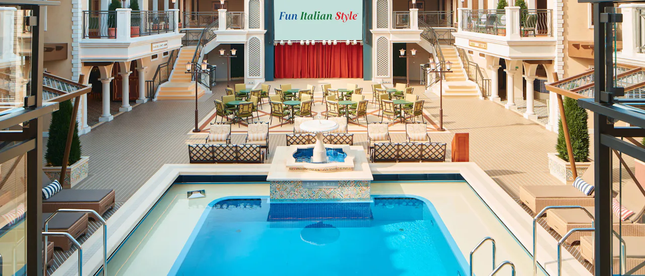 Versilia Pool Deck