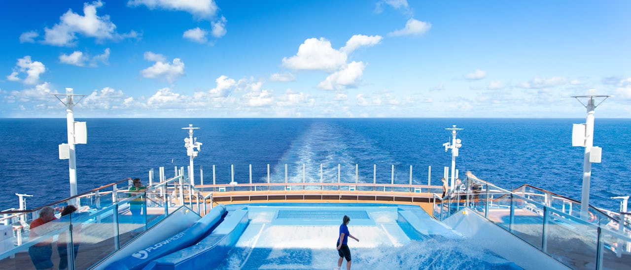 Surfsimulatorn Flowrider