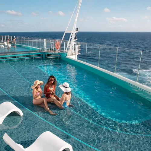 Pools og jacuzzier