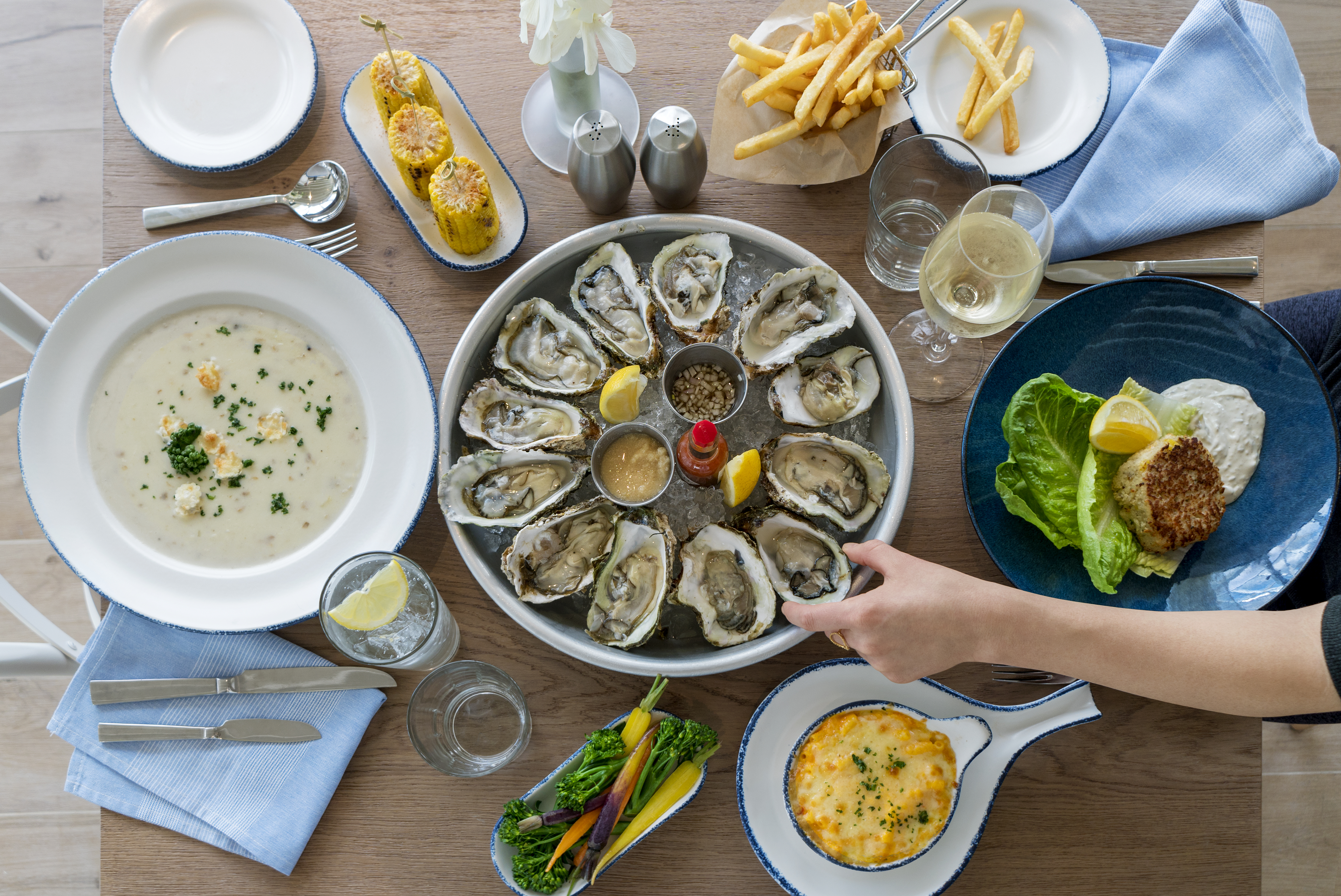 Hooked Seafood℠